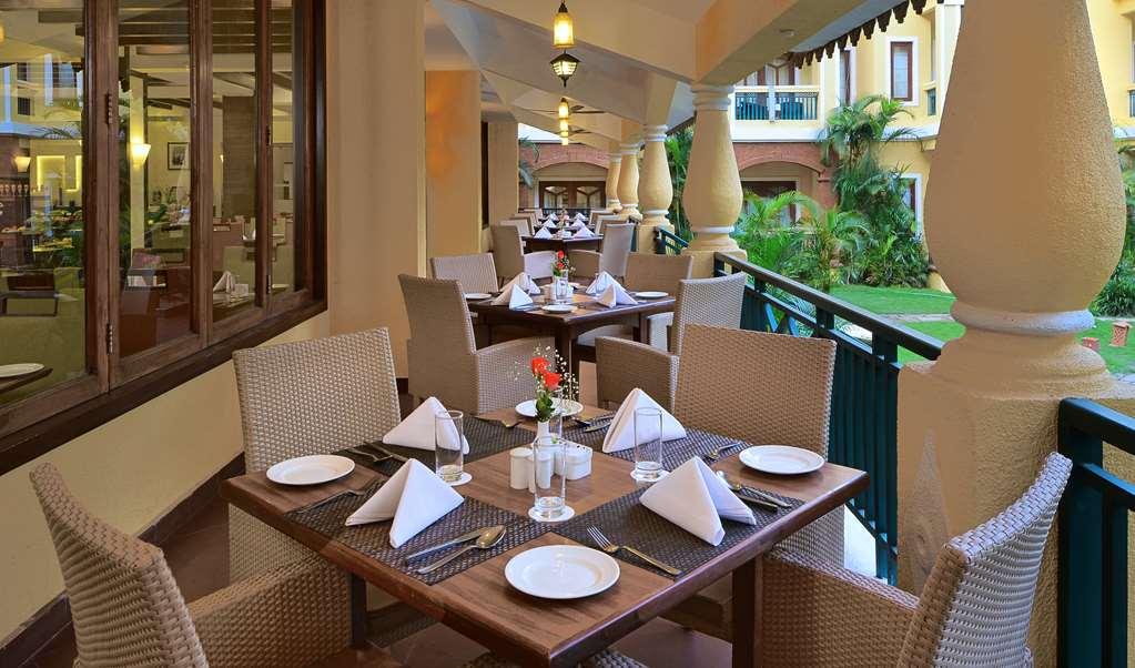 Country Inn & Suites By Radisson, Goa Candolim Nhà hàng bức ảnh
